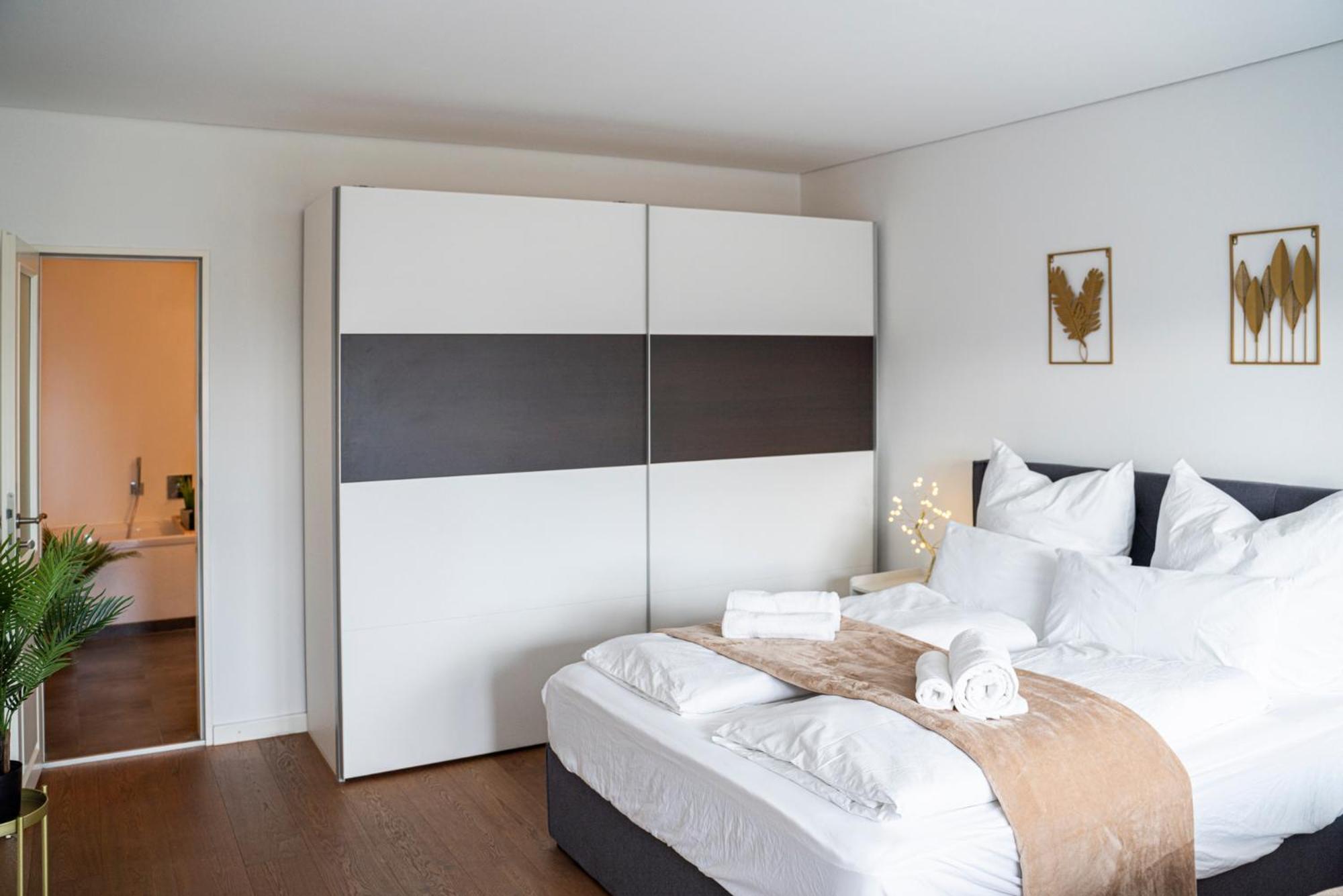 Apartament 130M2 Loft - Balkon, Smart Tv, Badewanne, Kaffee Rosenheim Zewnętrze zdjęcie