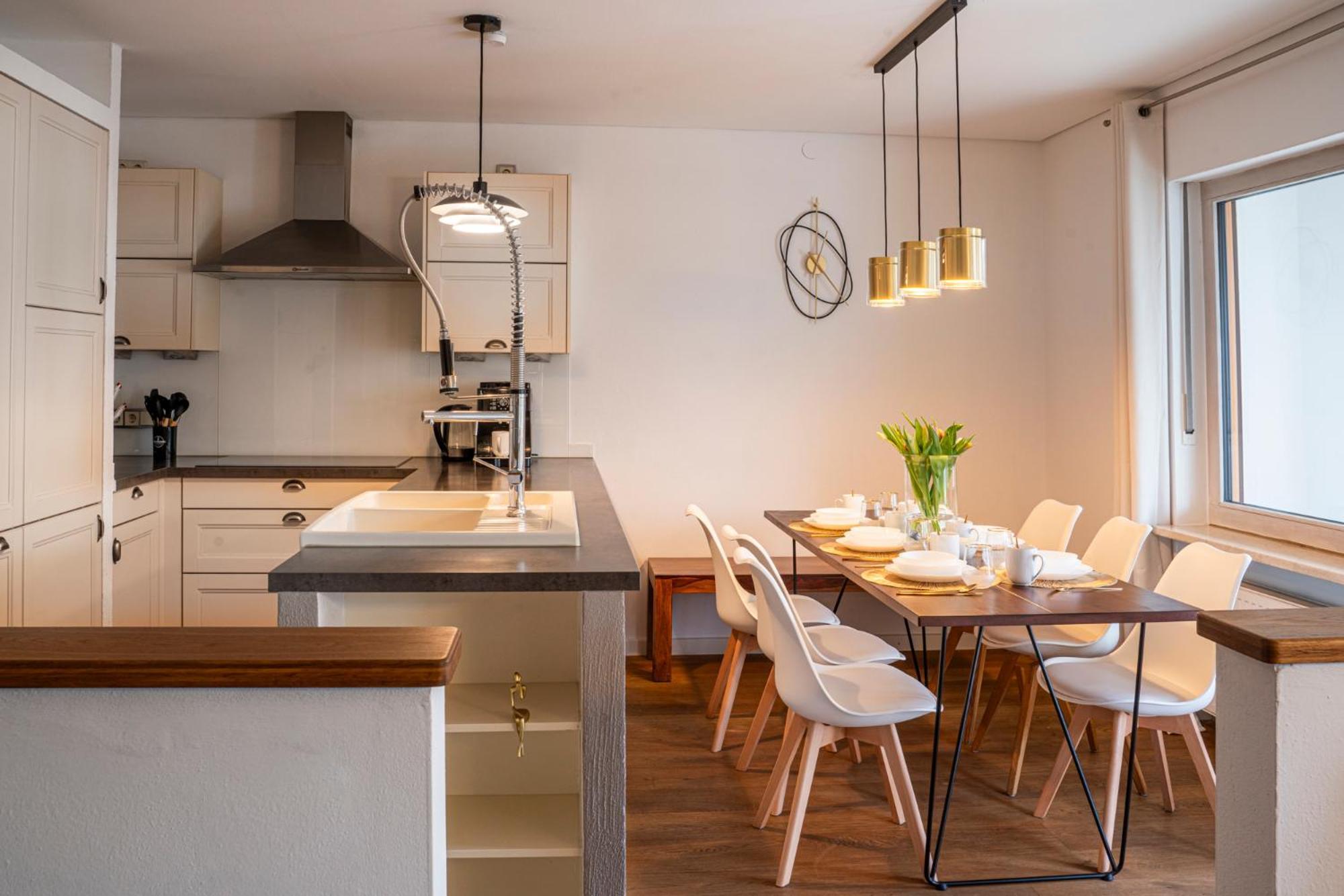 Apartament 130M2 Loft - Balkon, Smart Tv, Badewanne, Kaffee Rosenheim Zewnętrze zdjęcie