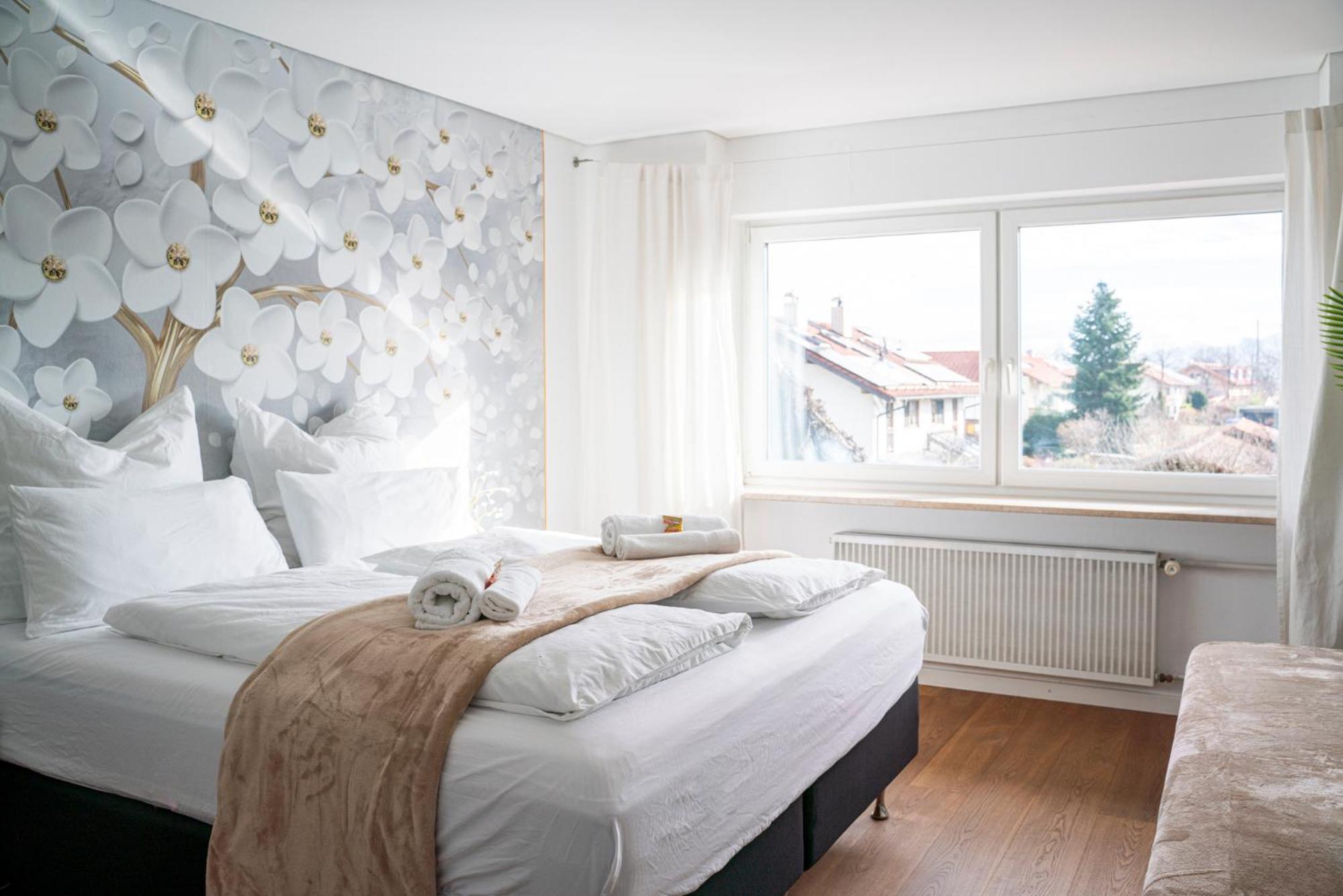 Apartament 130M2 Loft - Balkon, Smart Tv, Badewanne, Kaffee Rosenheim Zewnętrze zdjęcie