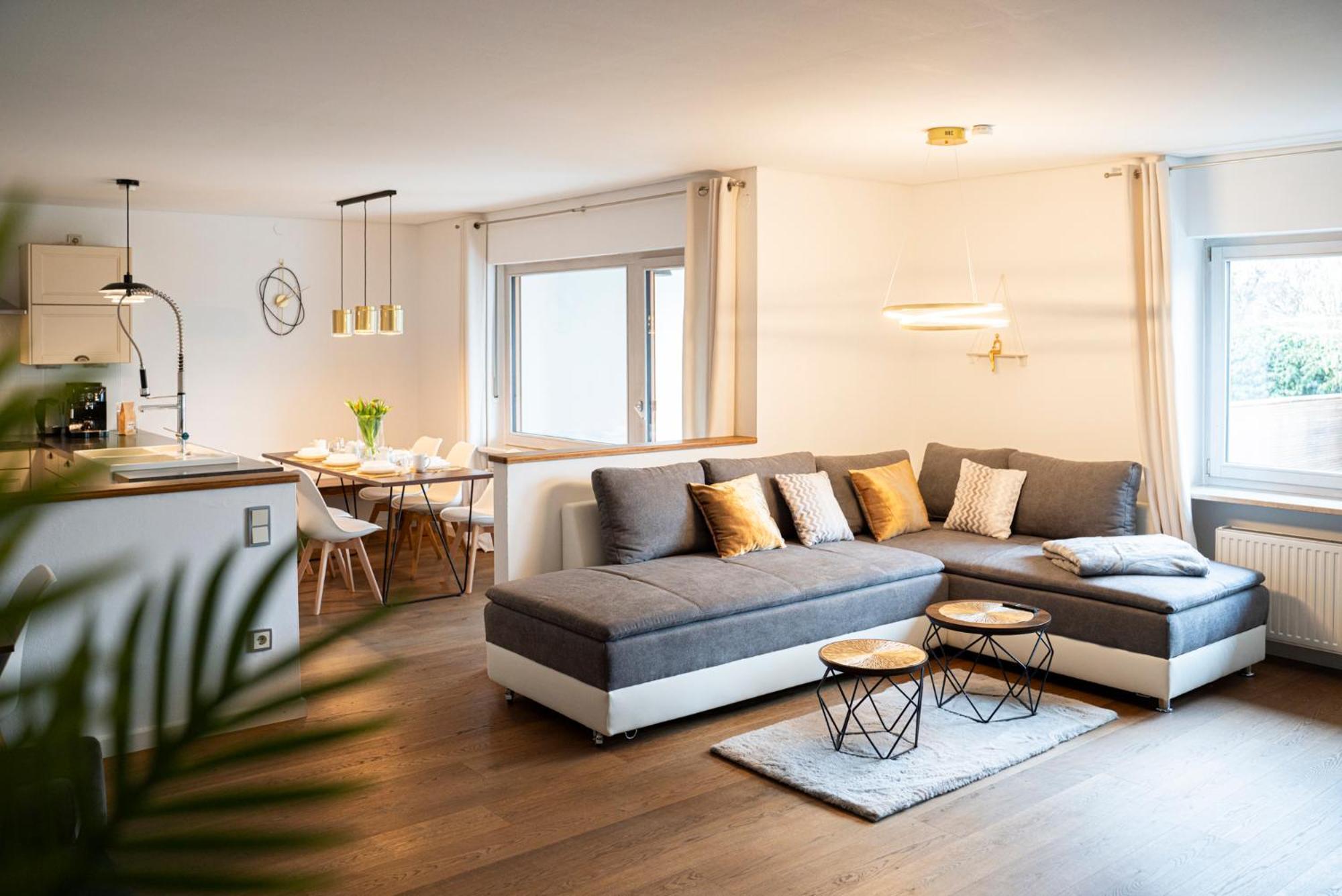 Apartament 130M2 Loft - Balkon, Smart Tv, Badewanne, Kaffee Rosenheim Zewnętrze zdjęcie